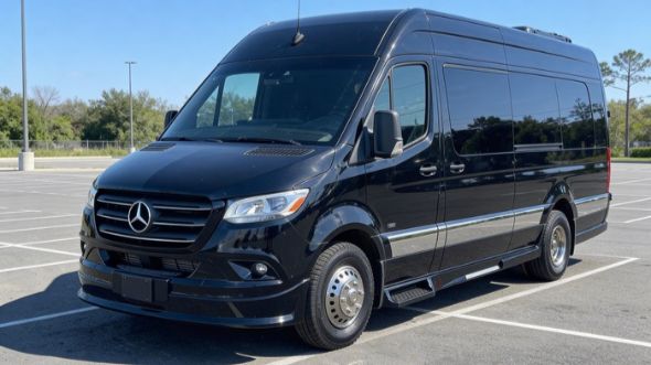 elgin 8 passenger sprinter van